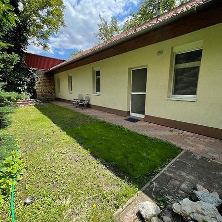 Szeged Suncity Apartman Сегед Экстерьер фото